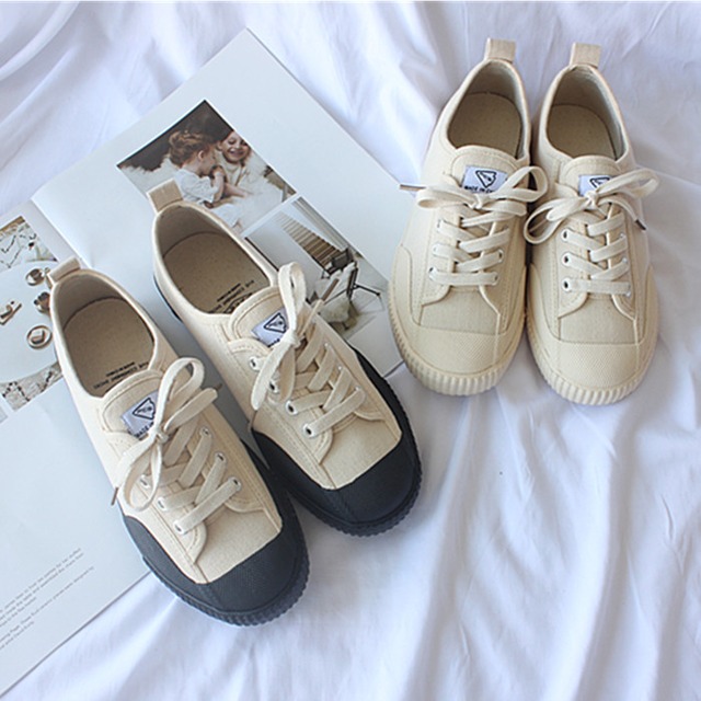 035 レトロ キャンバスシューズ 2色 フラットスニーカー フラットシューズ スニーカー ベージュ 歩きやすい 足が疲れにくい 学生 シューズ シンプル トレンド プチプラ More Lluze モア ルーゼ 035 レトロ キャンバスシューズ 2色 フラットスニーカー フラットシューズ スニーカー ベージュ 歩きやすい 足が疲れにくい 学生 シューズ シンプル トレンド プチプラ More Lluze モア ルーゼ