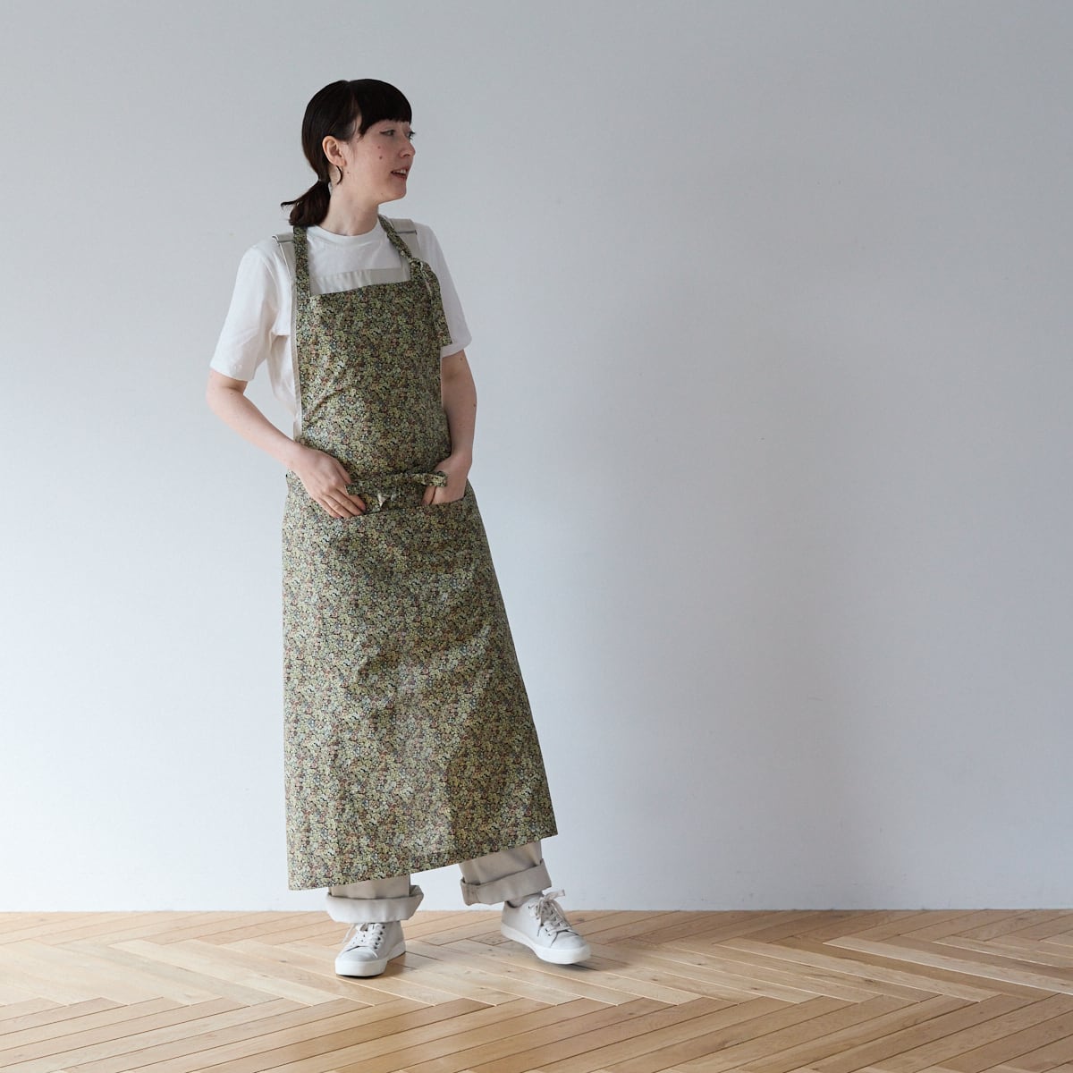 シャンパーニュ　ドゥラモット　エプロン 公式]ヴィンテージ胸当てエプロン T8614