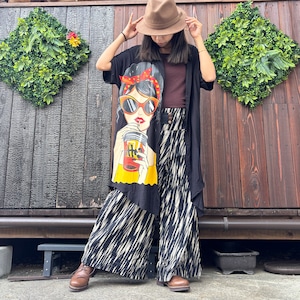 ポップ柄ゆったりチュニックシャツ