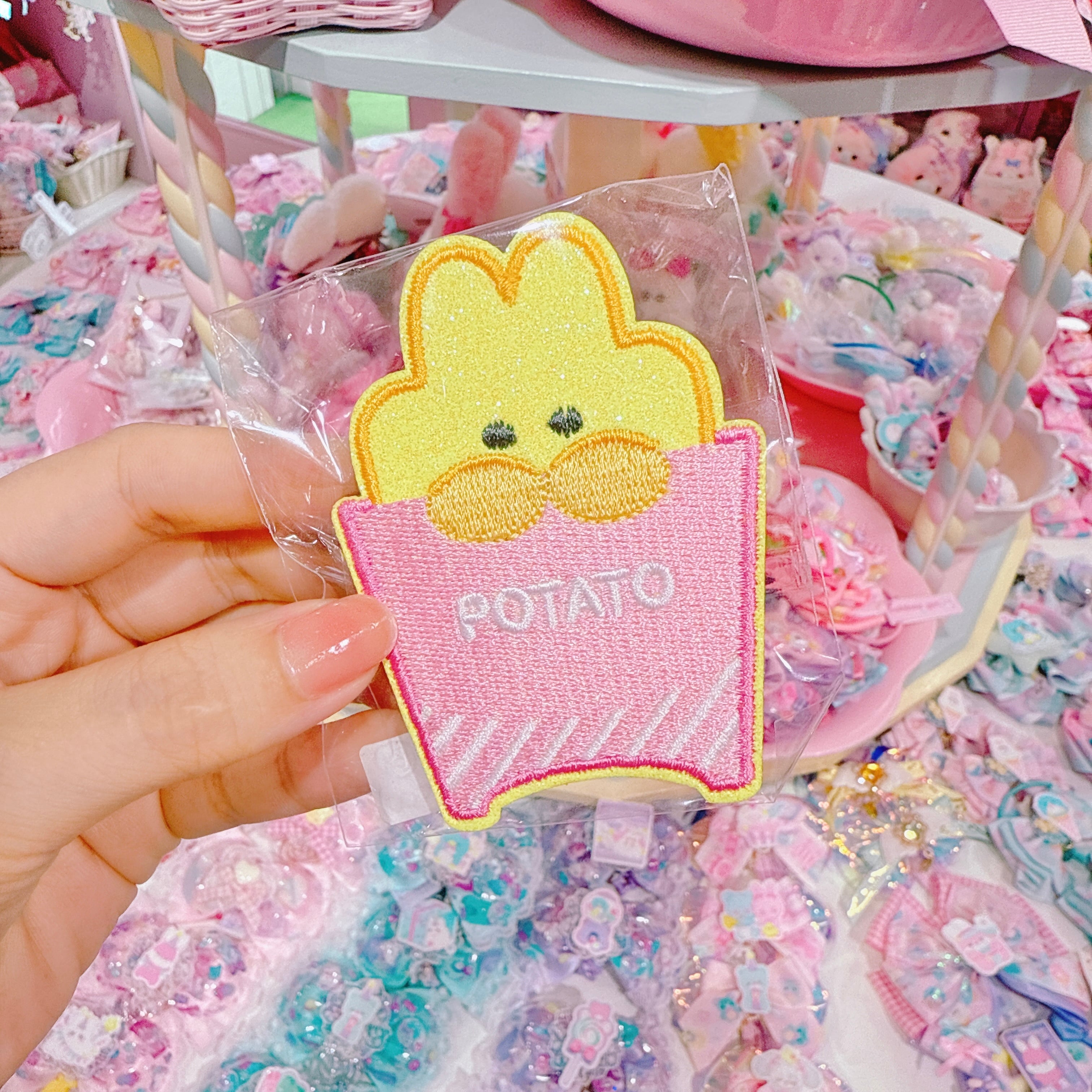 【C1】4-38クリップブローチ