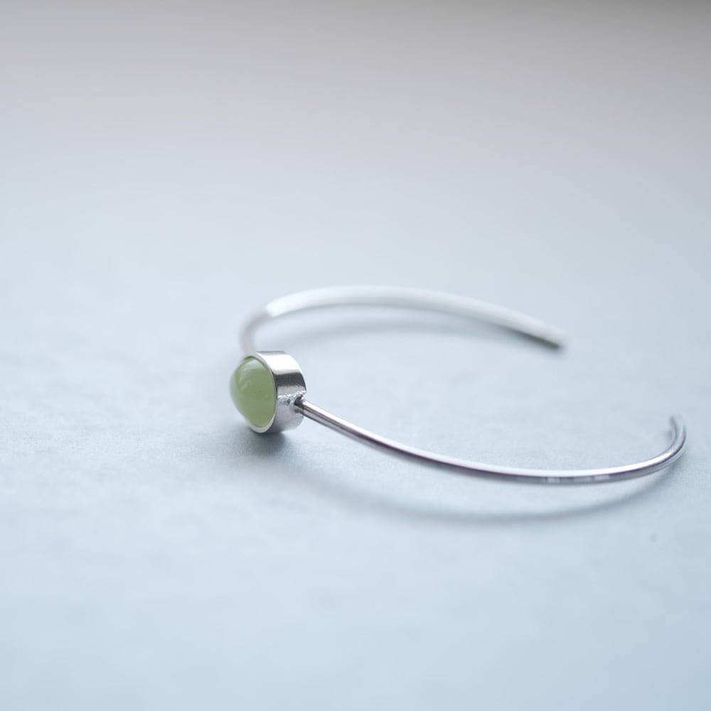 ル*ラ様 ストップライト　バングル　シルバー　石 ル*ラ様 ストップライト バングル シルバー 石 2025年最新