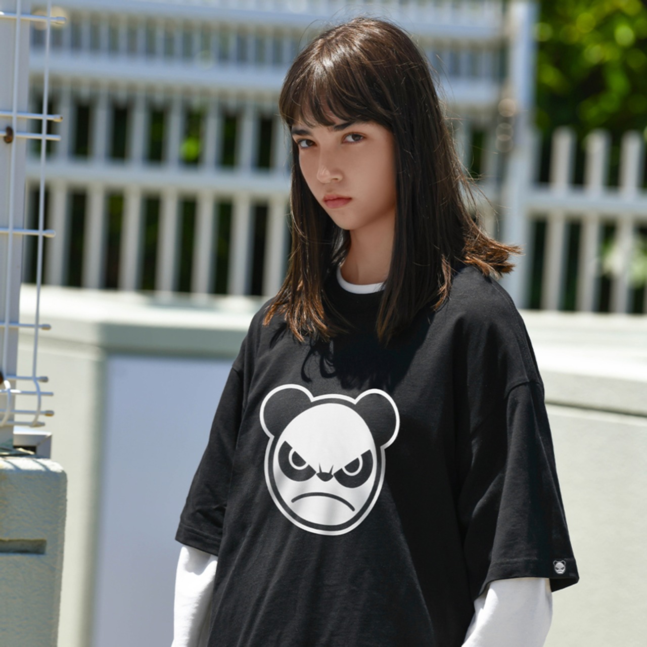 SALE 【HIPANDA ハイパンダ】 男女兼用  フロッキー プリント Tシャツ  UNISEX ANGRY PANDA SHORT SLEEVED T-SHIRT / WHITE・ BLACK・GRAY