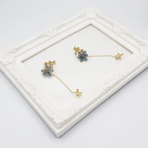 star flowerピアス（blue）