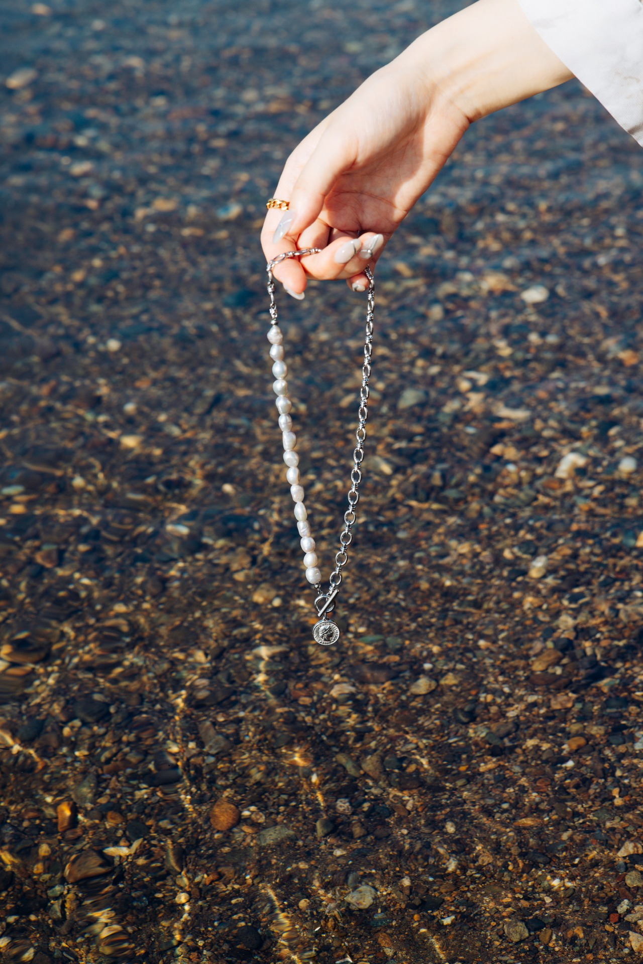 『湖面の余白』coin pearl necklace （ July limited items）
