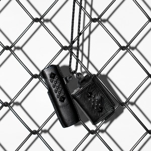 BLACK STUDS LEATHER IQOS & HEAT STICK CASE <EXCLUSIVE>