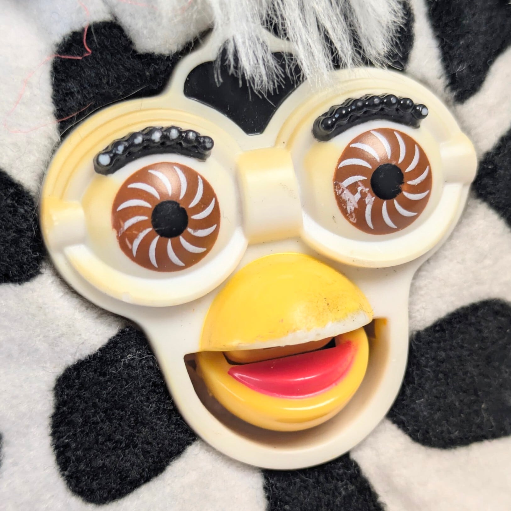 ☆ VINTAGE2000 ☆【 McDonald's × Furby ( ファービー )】 マクドナルドミールトイ / 2000年製 / ボールチェーン ぬいぐるみ キーホルダー　〚アメリカン雑貨 アメトイ〛