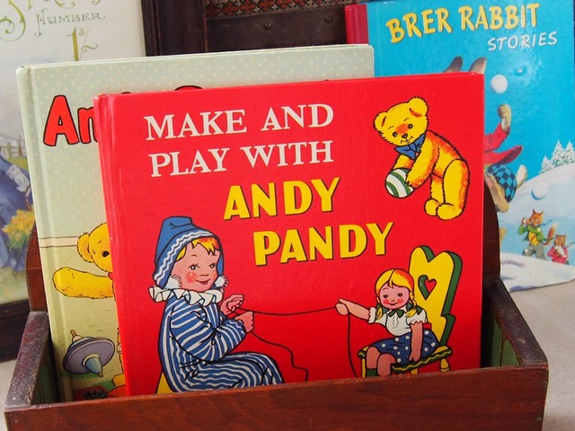 イギリスアンティーク　絵本　児童書　MAKE AND PLAY WITH ANDY PANDY