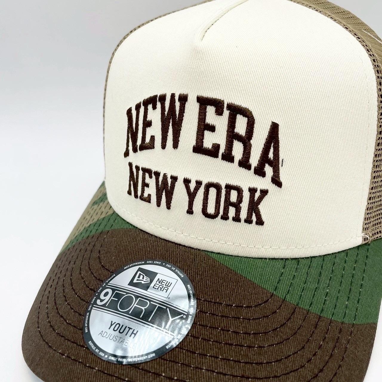 キッズ Youth NEW ERA 9FORTY/940 A-Frame トラッカー College Logo /カレッジ ロゴ