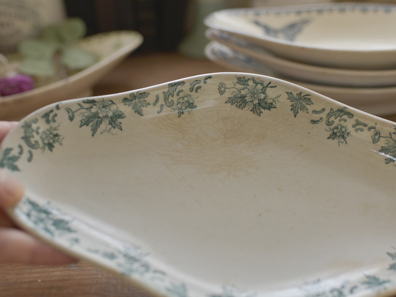 Terre de Fer 上品な絵柄のラヴィエ フレンチブロカント