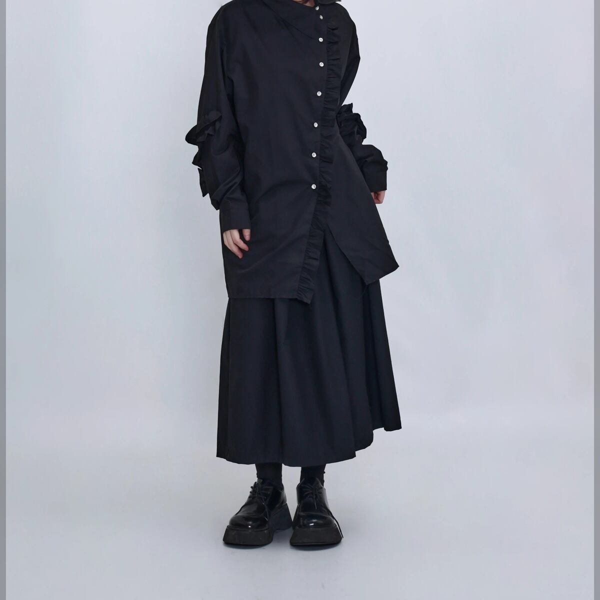 フリルプラケット アシンメトリー ドロップショルダー シャツ 1color BL0625