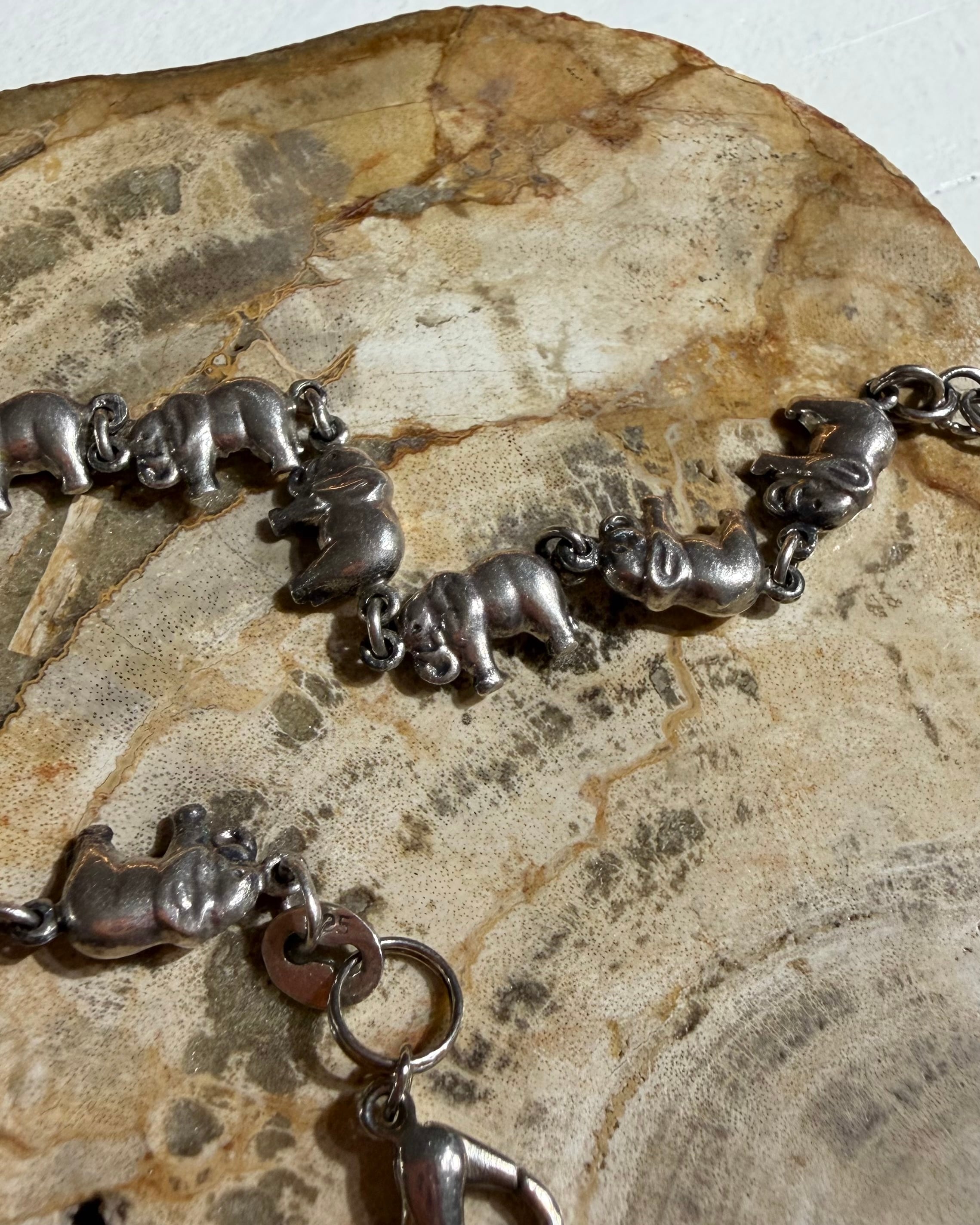" Silver 925 - 連なる象たち " Elephants motif Design vintage Bracelet