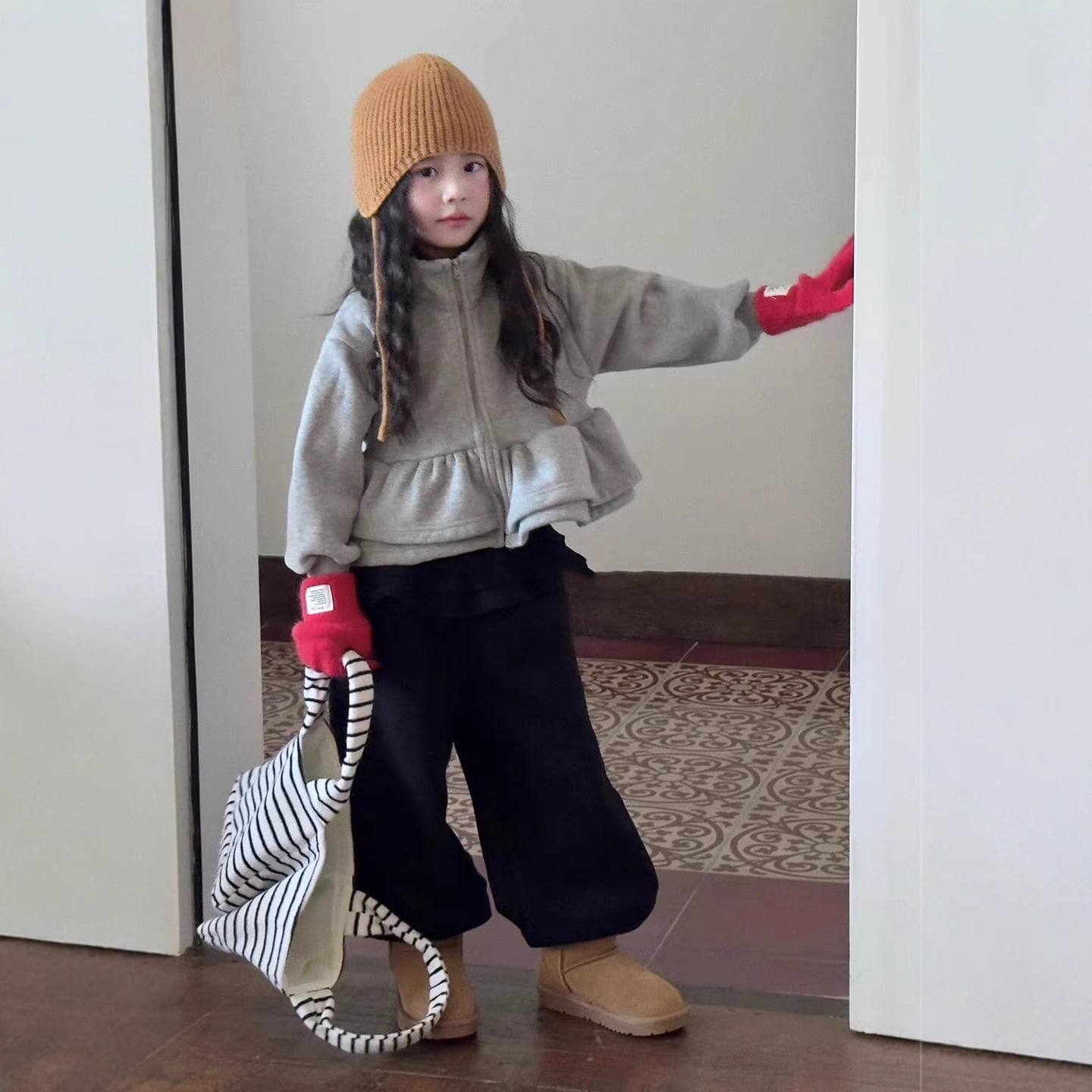 裏起毛ペプラムアウター