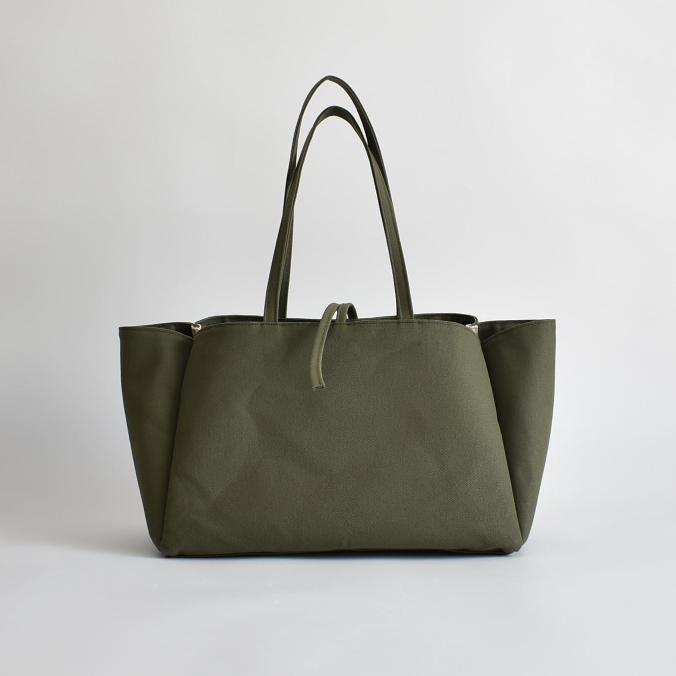 ザ森東 トートバッグ カーキ BOX2 TOTE BAG(オリーブ/カーキ） | cherie aimer trip（シェリ エメ