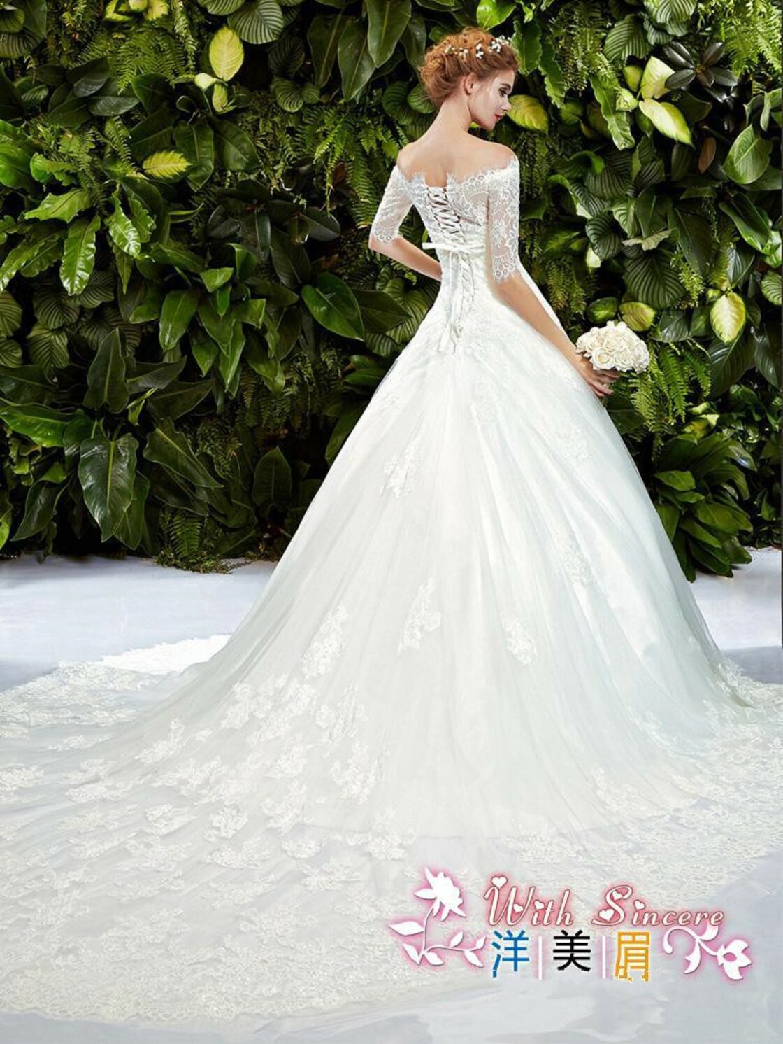 高品質！ ウエディングドレス ホワイト ロングトレーン 繊細レー（厳選  