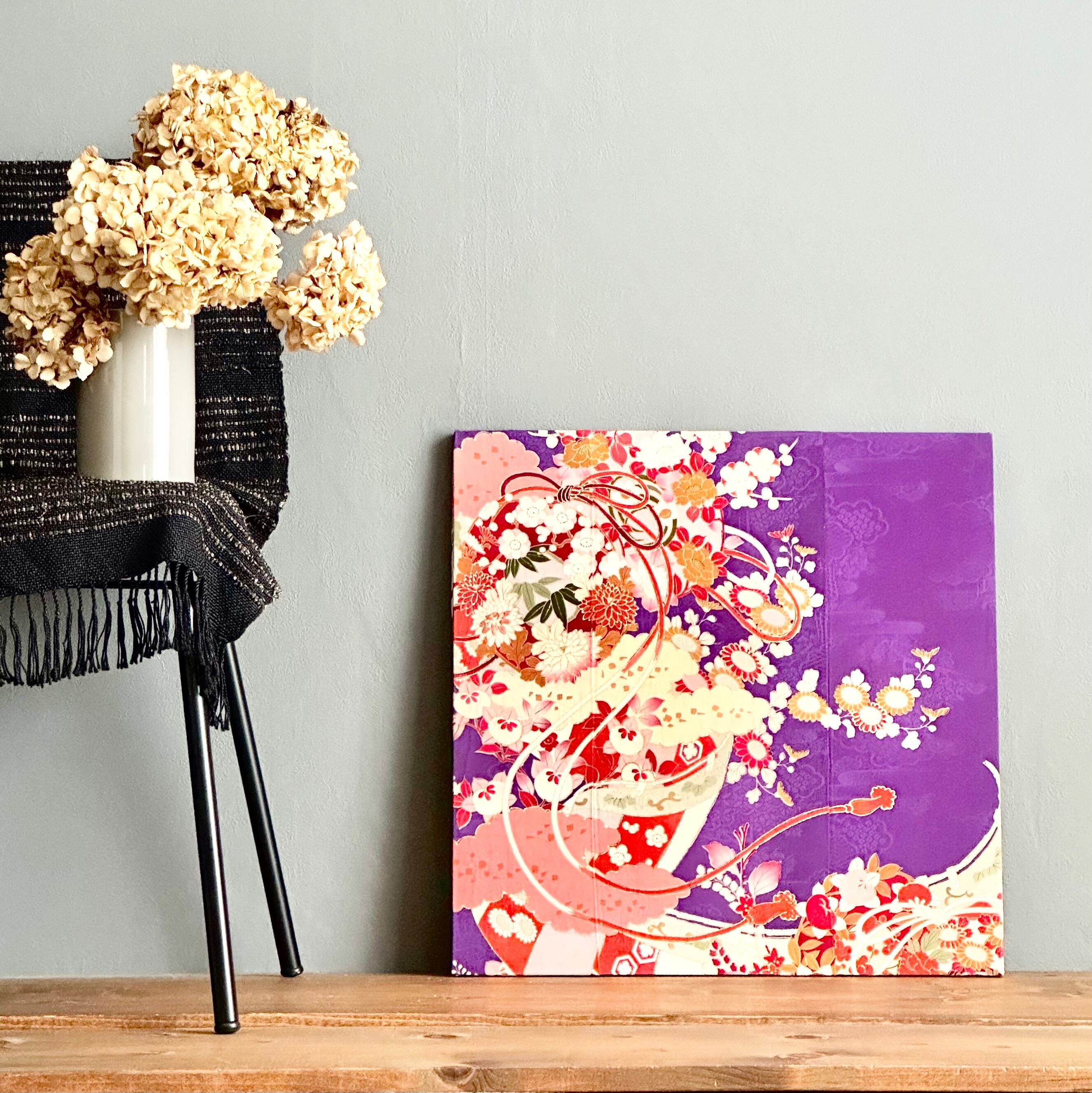 漆黒に赤松 -Red Pine in Deep Black ｜Vintage kimono art Fabric