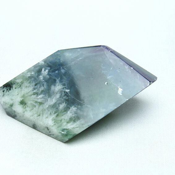 エンジェルフェザー フローライト 原石 一点物 おまかせ便 171-3749