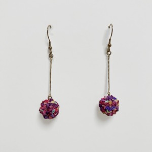 Nejico / Earrings -Swinging Ball-