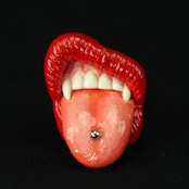 BRATTY LIP NumberBolt /Tongue Piercing /レッド