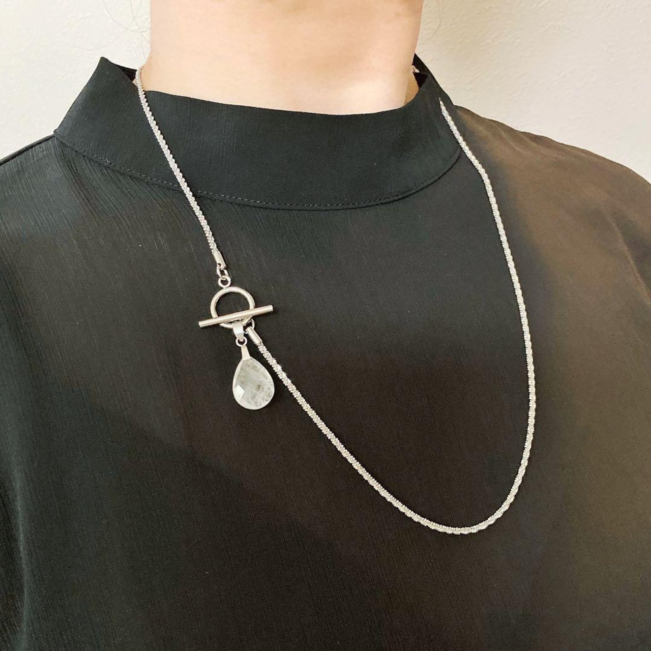 匿名配送 ドロップクリスタル グリッターチェーン ラリエット 