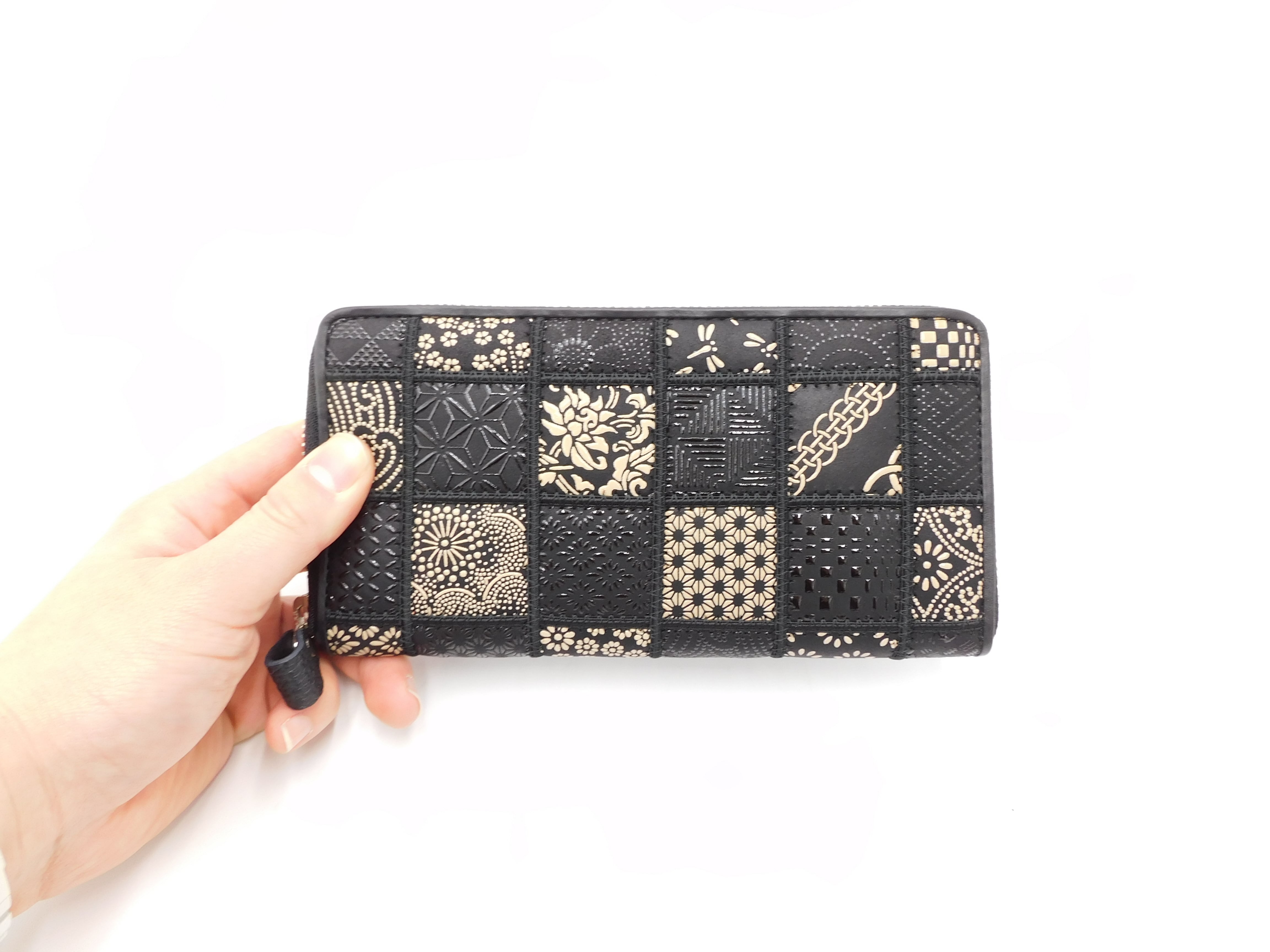 パッチワーク印傳 ラウンド長財布 モノトーン | 浅草前川印傳｜公式