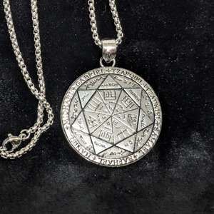 ペンダント（アルマデル七惑星の護符）