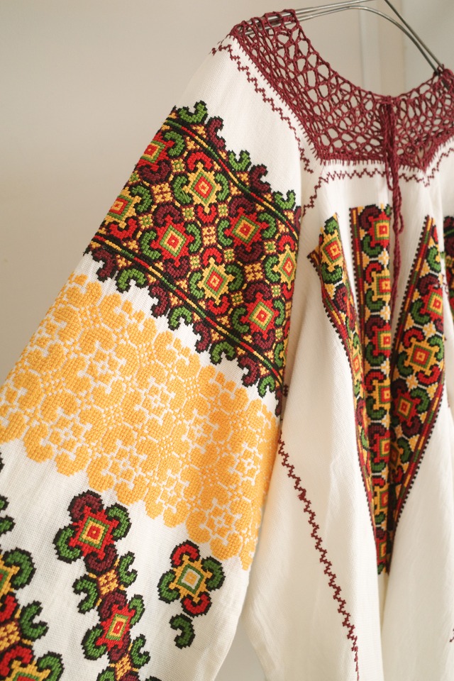 bitter romanian blouse