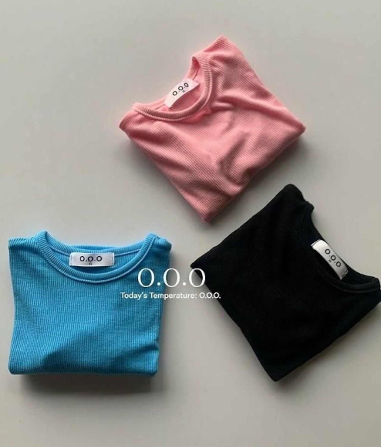 韓国子供服 / O.O.O / イリスTシャツ / 秋服 *XS~XL*