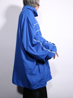 “KING SIZE” piping line design over silhouette track jacket