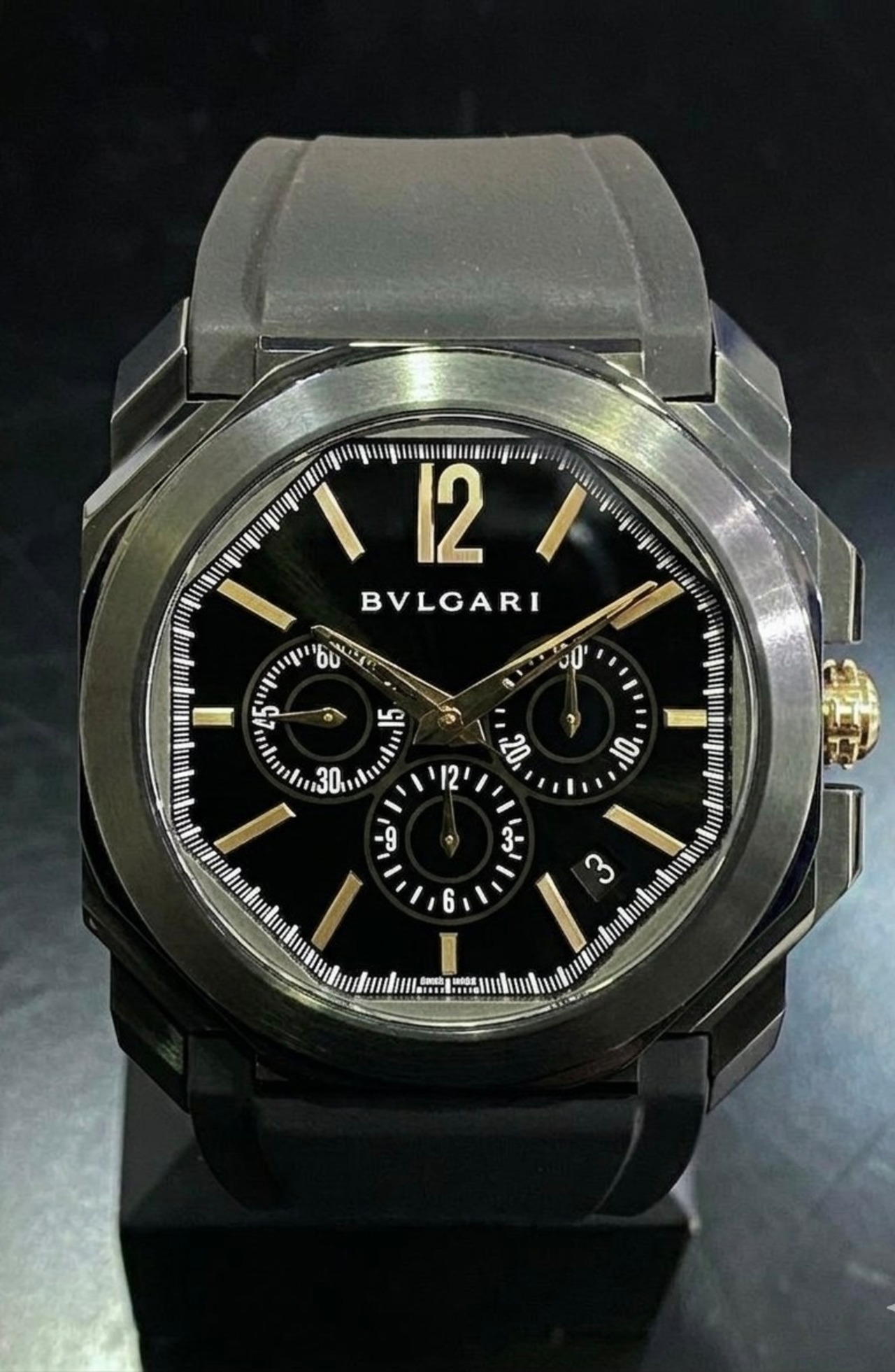 BVLGARI ブルガリ メンズ 腕時計 オクト ウルトラネロ クロノグラフ BGO41BBSVDCH