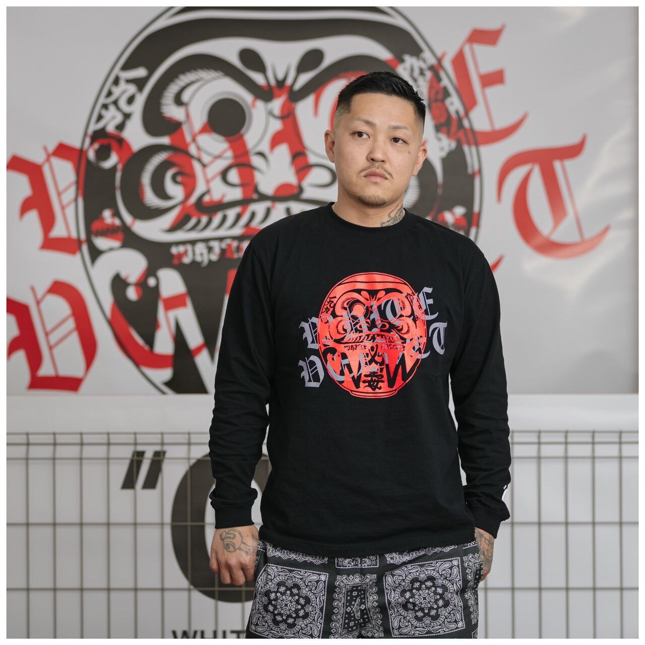 1st anniversary記念毒達磨ロングTシャツ(BLACK) | WHITE VELVET