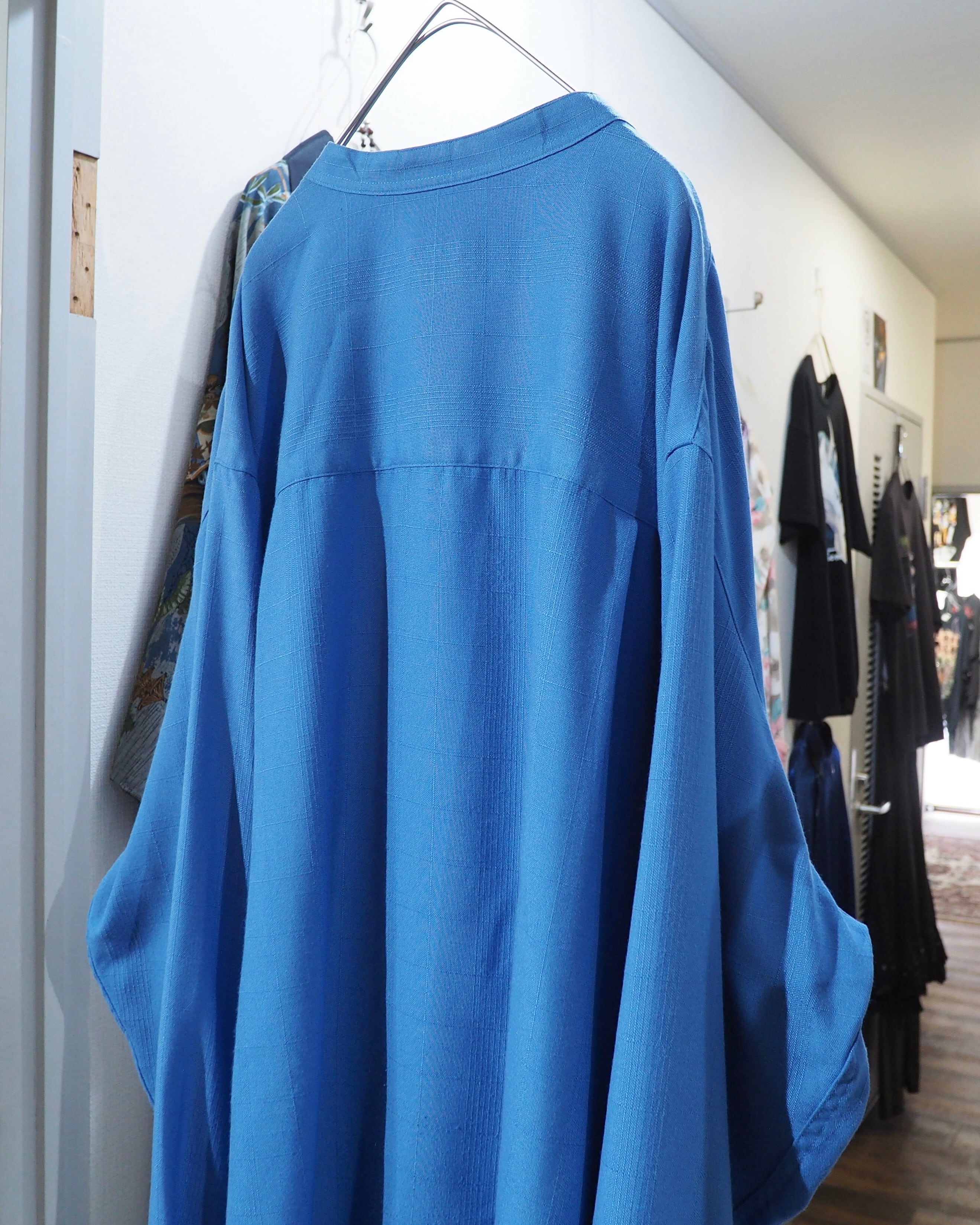 1990s " John Blair " Beautiful Light Blue color vintage Over silhouette No collar shirt