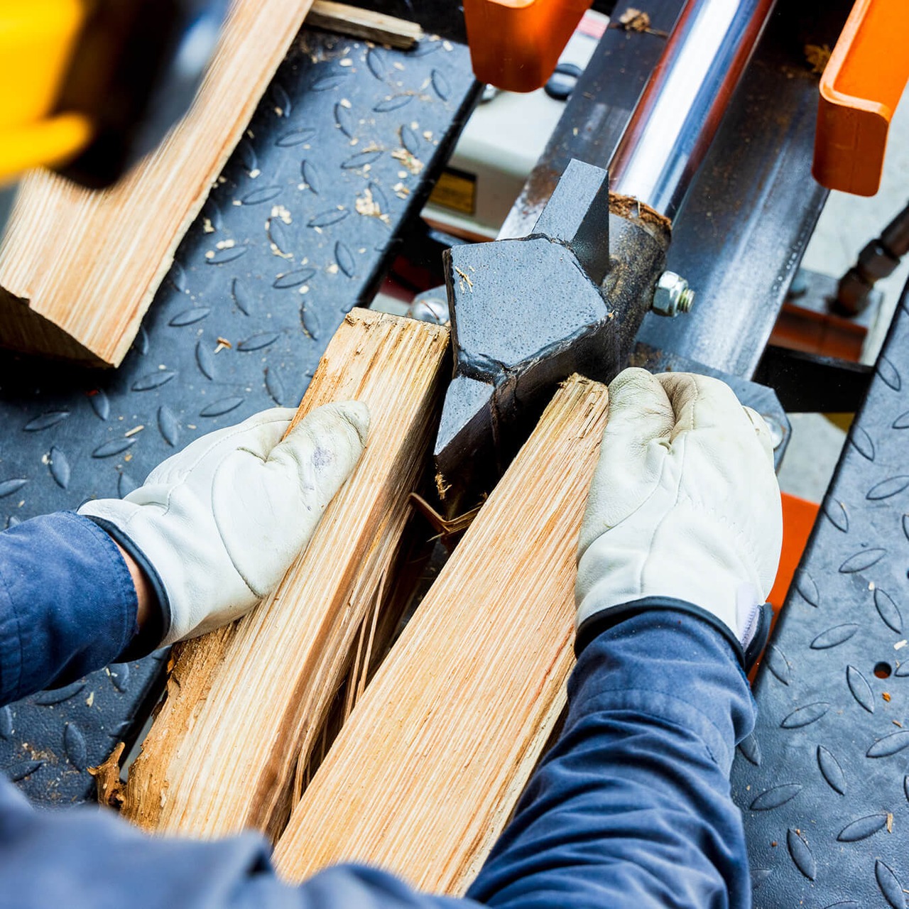 ［大量注文：320kg］広葉樹ミックスの薪（35cm：大割り・中割り）※含水率20％以下 - 17