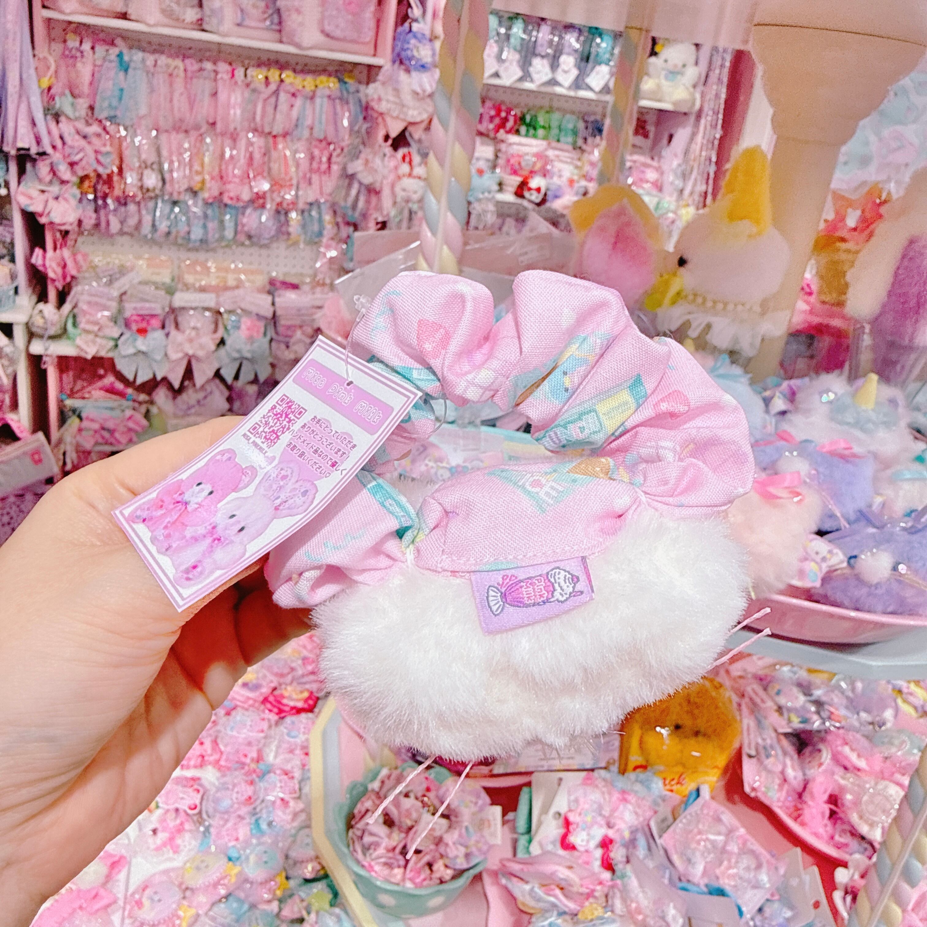 【A4】103-4ねこっころシュシュ