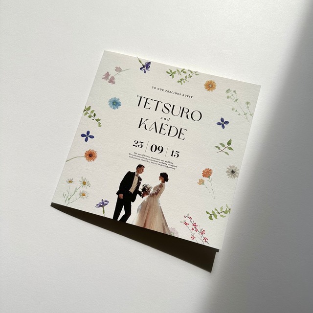 三つ折り｜プロフィールブック｜正方形｜6P　#05