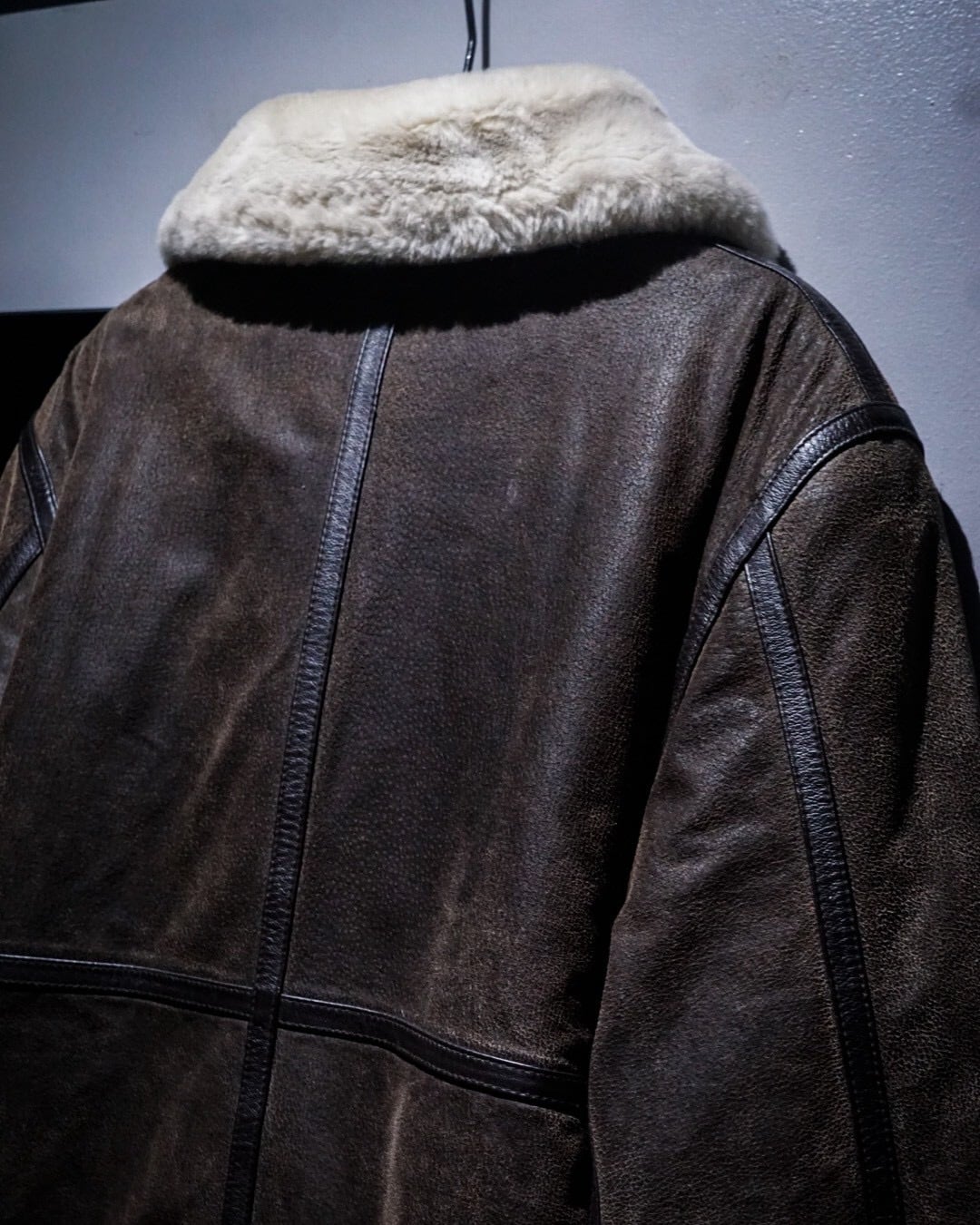 add (C) vintage】Beautiful Faded Vintage B-3 Leather Jacket | Caka