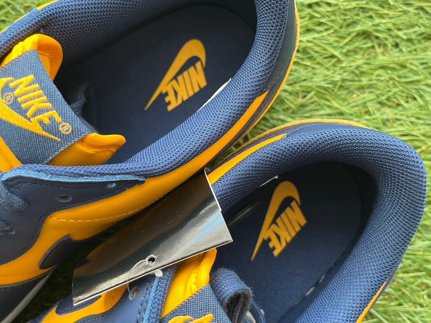 NIKE TERMINATOR LOW UNIVERSITY GOLD AND NAVY/MICHIGAN FJ4206-700