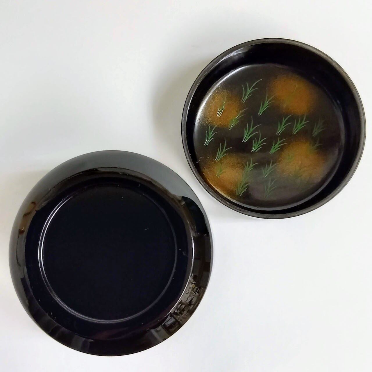 新古】早苗蛍蒔絵 雪吹茶器 即中斎好写 吉田一峯 共箱入 NTM002 新古】早苗蛍蒔絵 雪吹茶器 即中斎好写 吉田一峯 共箱入 NTM002