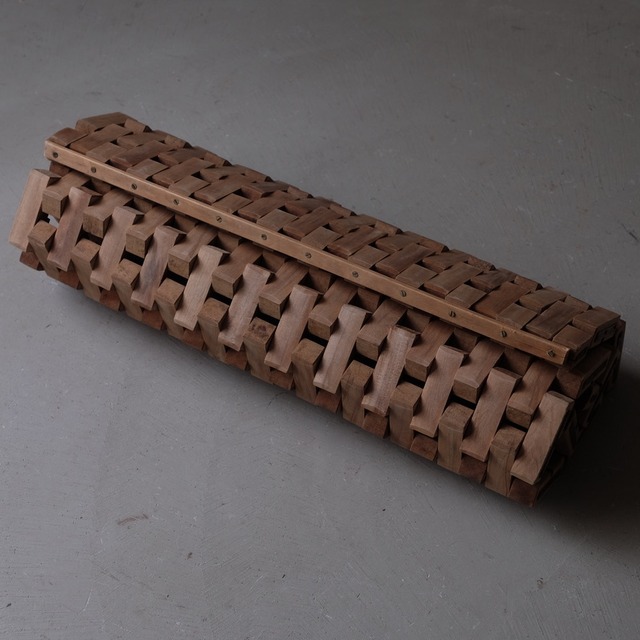 Wooden mat