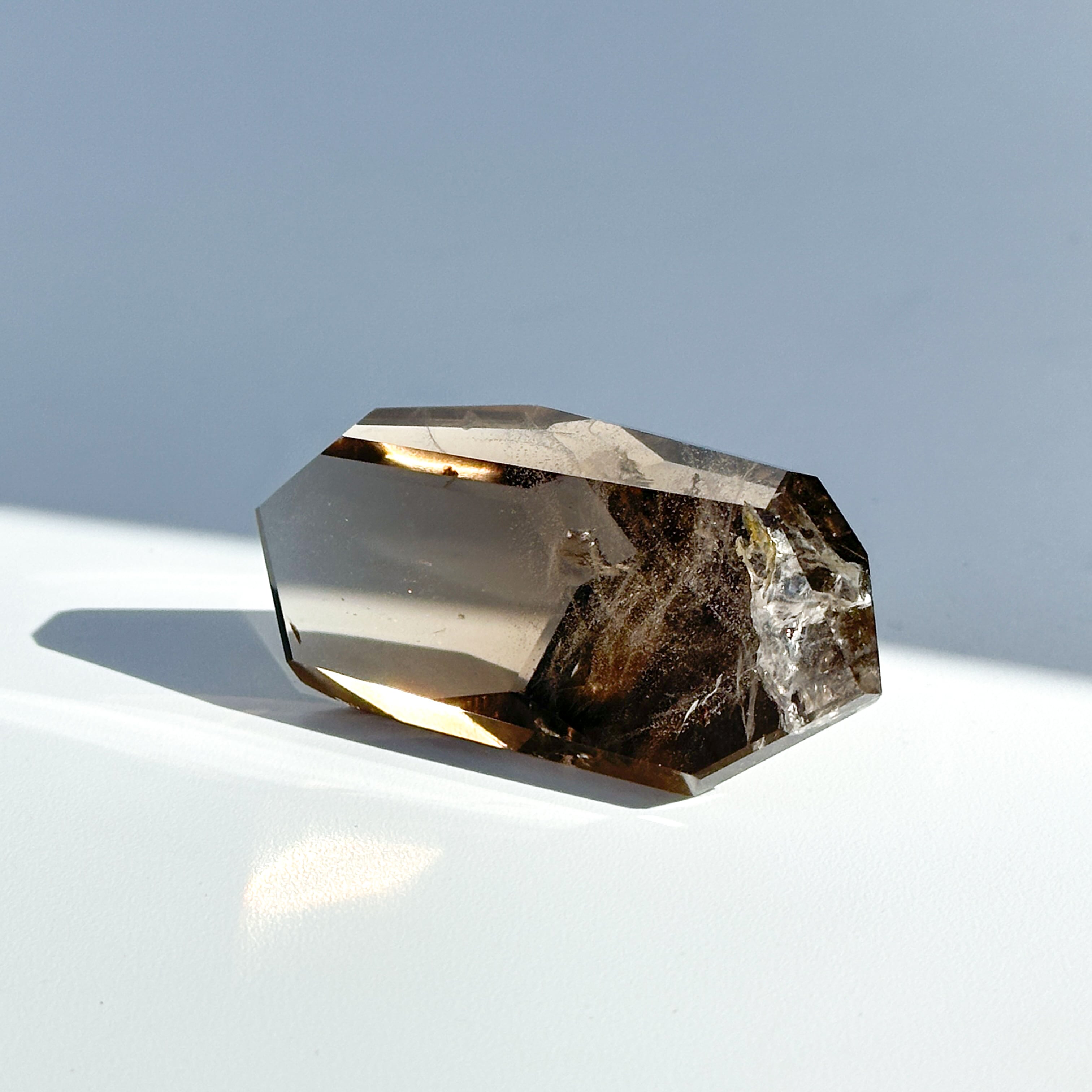 【高品質】スモーキークォーツ フリーフォーム44◇ Smoky quartz ◇天然石・鉱物・パワーストーン・インテリア