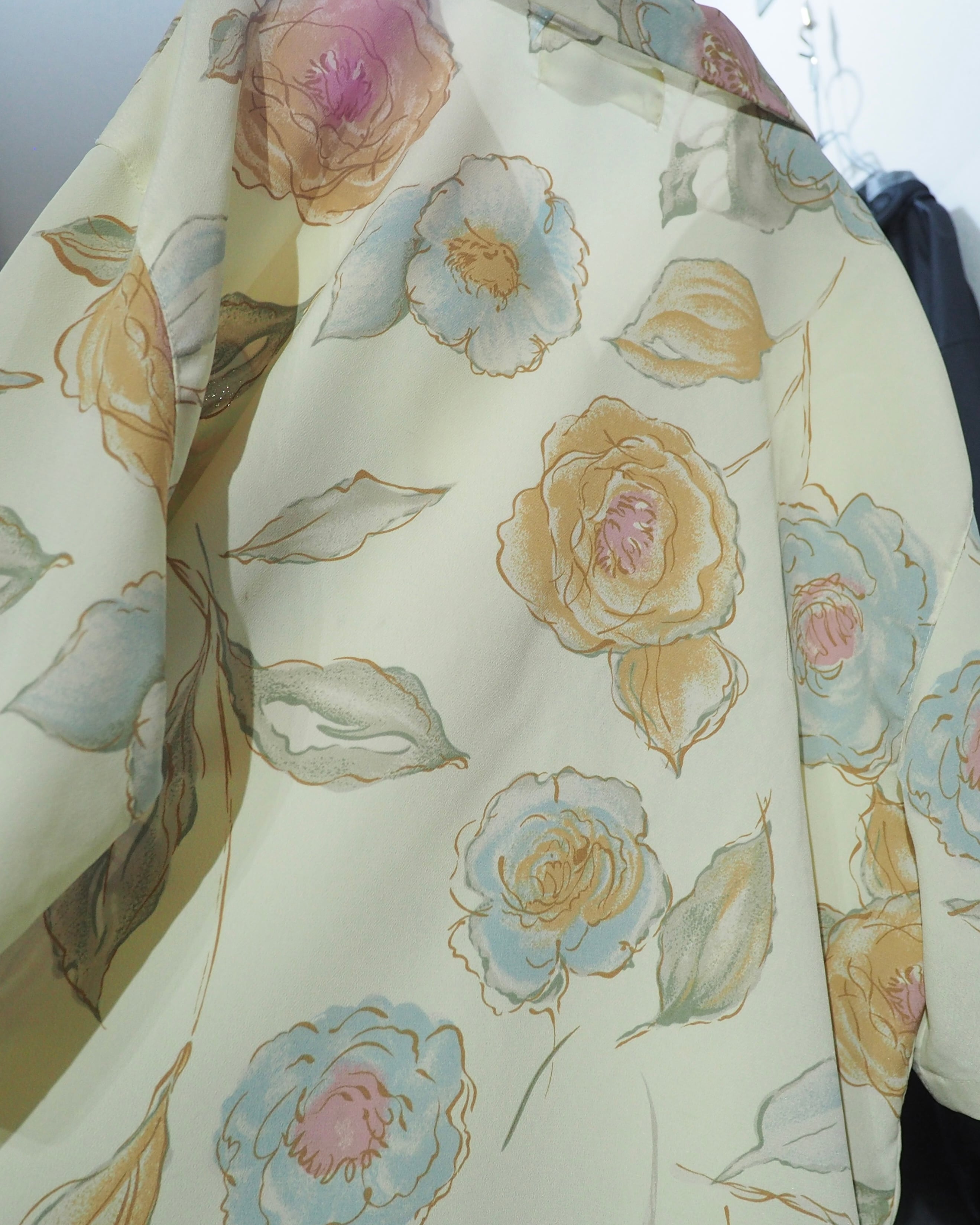 1980s Pale tone Flower printed vintage Open collar SS shirt