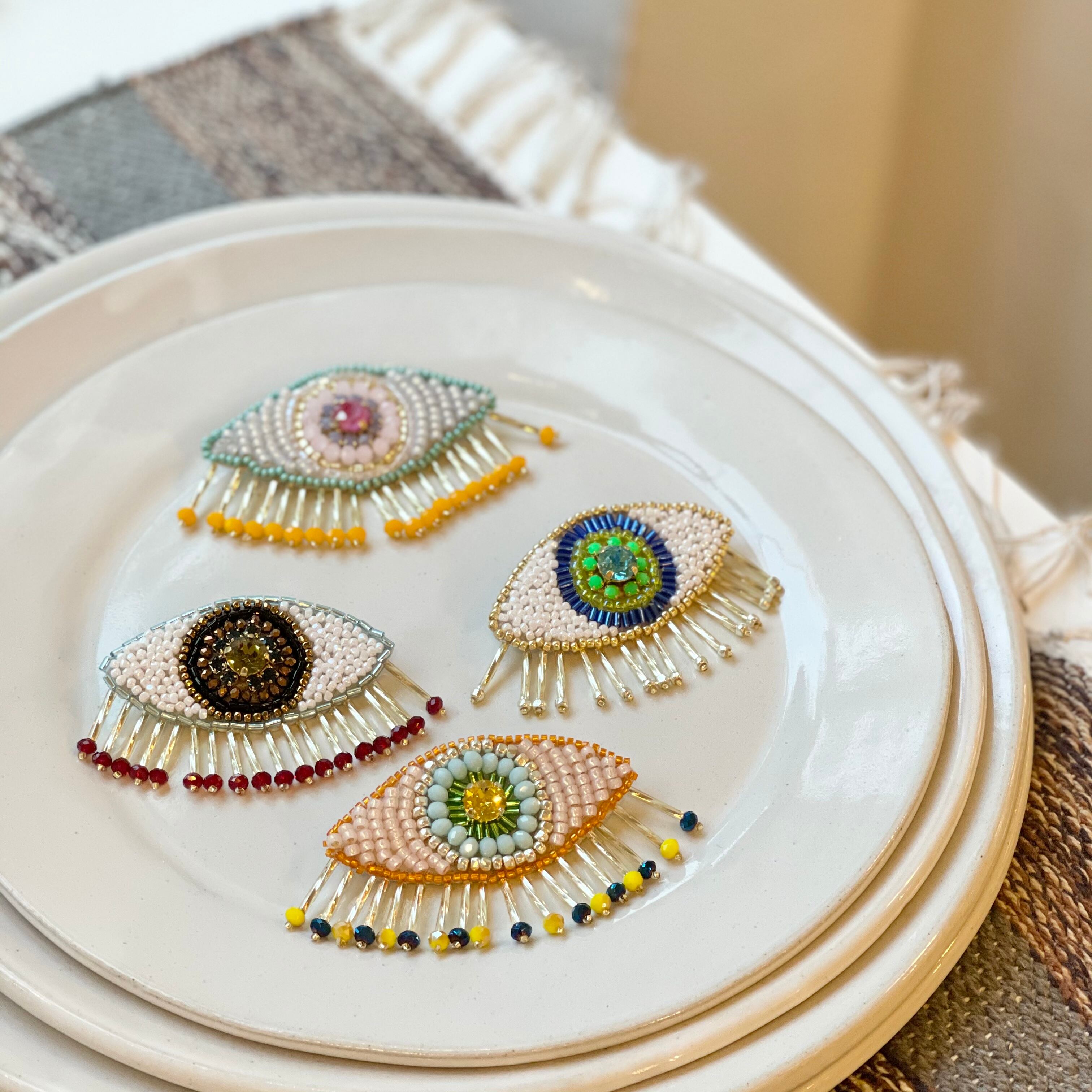 お目めのブローチ | aokobe