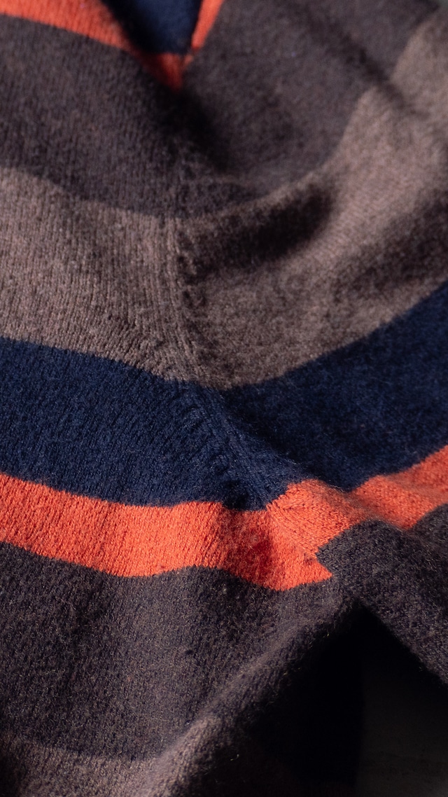 "Eddie Bauer" used Multi border knit