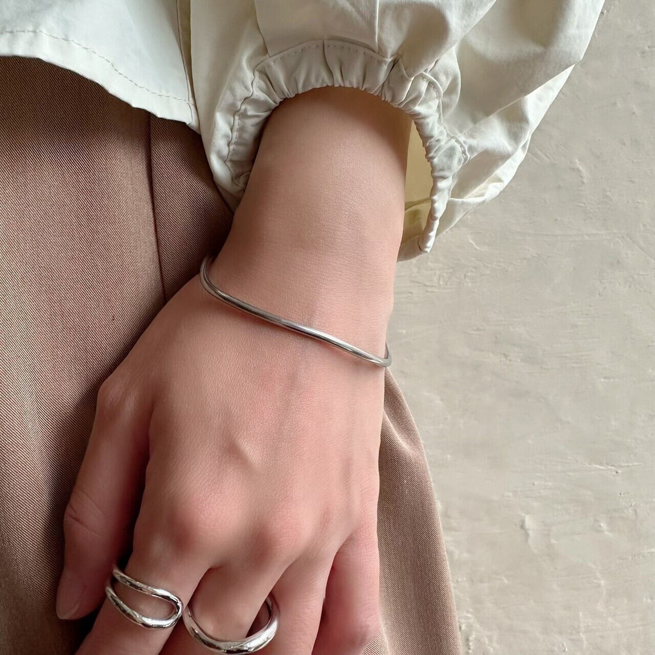 【SELECT】サージカルステンレス　ブレスレット　バングル　レディース　シルバー　ゴールド　華奢　アクセサリー