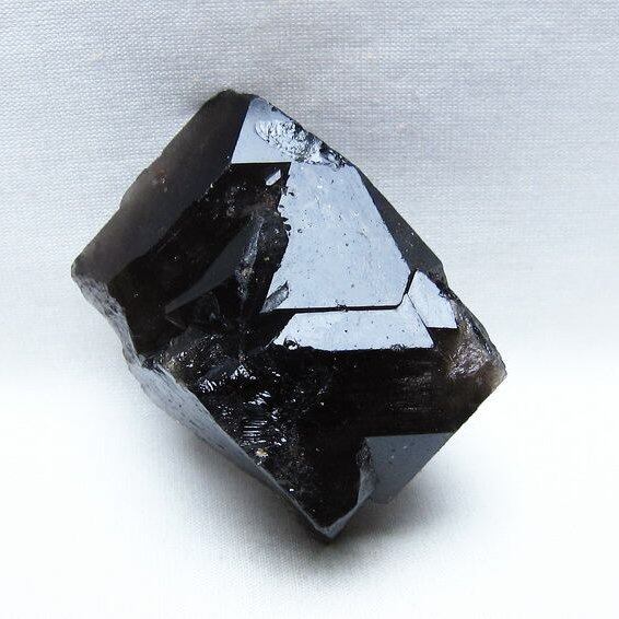 黒水晶 モリオン 原石 山東省産 一点物 171-9996