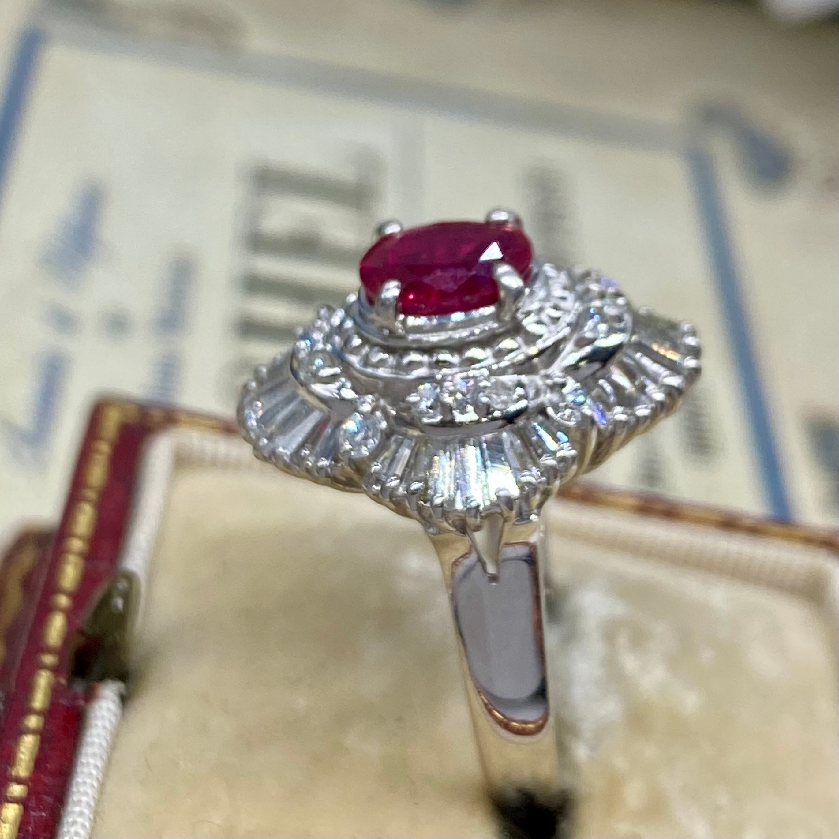 昭和ジュエリー ルビー ダイヤモンド リング Pt900 0.92ct 0.76ct
