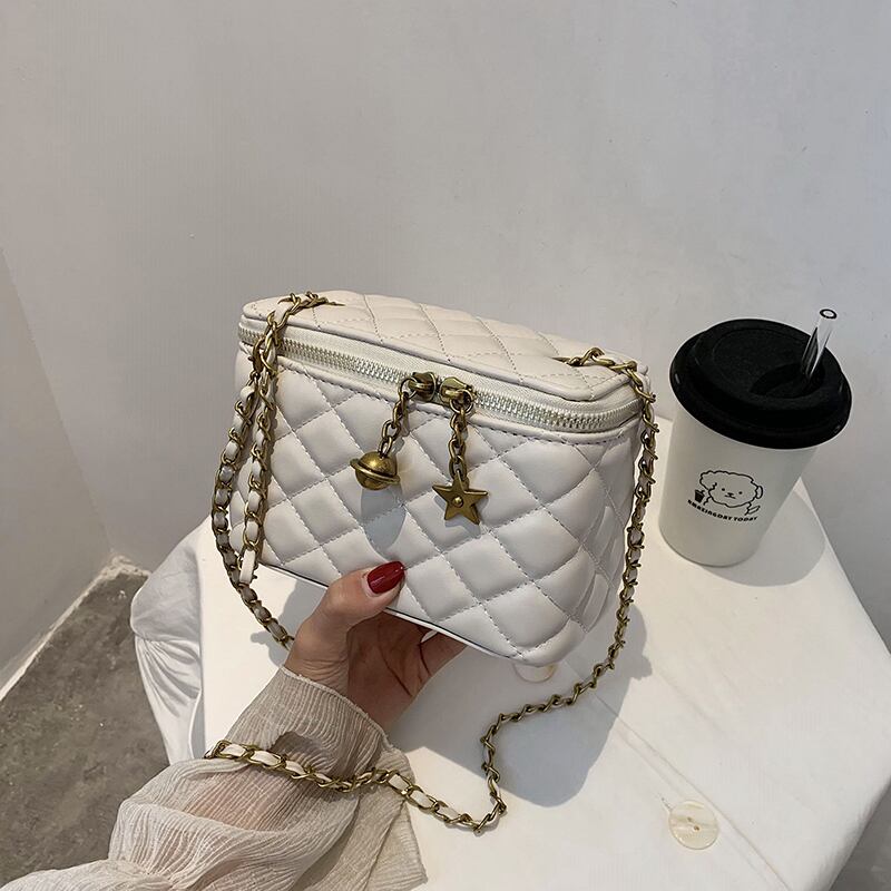 クロスボディバッグレディースバッグ2020人気ニュートレンディワイルドダイヤモンドチェーンショルダーバッグネットレッドスモールスクエアバッグ Tiancai_Wing_Bag7320642