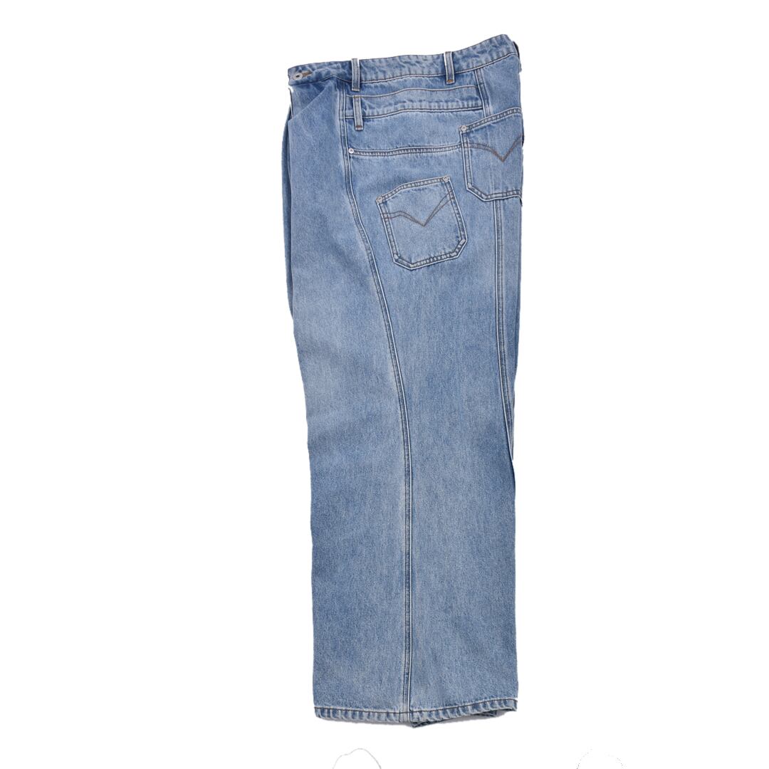 Feng Chen Wang】DECONSTRUCTED WIDE LEG JEANS WITH DOUBLE Feng Chen Wang】DECONSTRUCTED WIDE LEG JEANS WITH DOUBLE