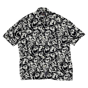 NAUTICA MARINE DENIM CO HAWAIIAN BUTTON SHIRT SIZE L (USED)