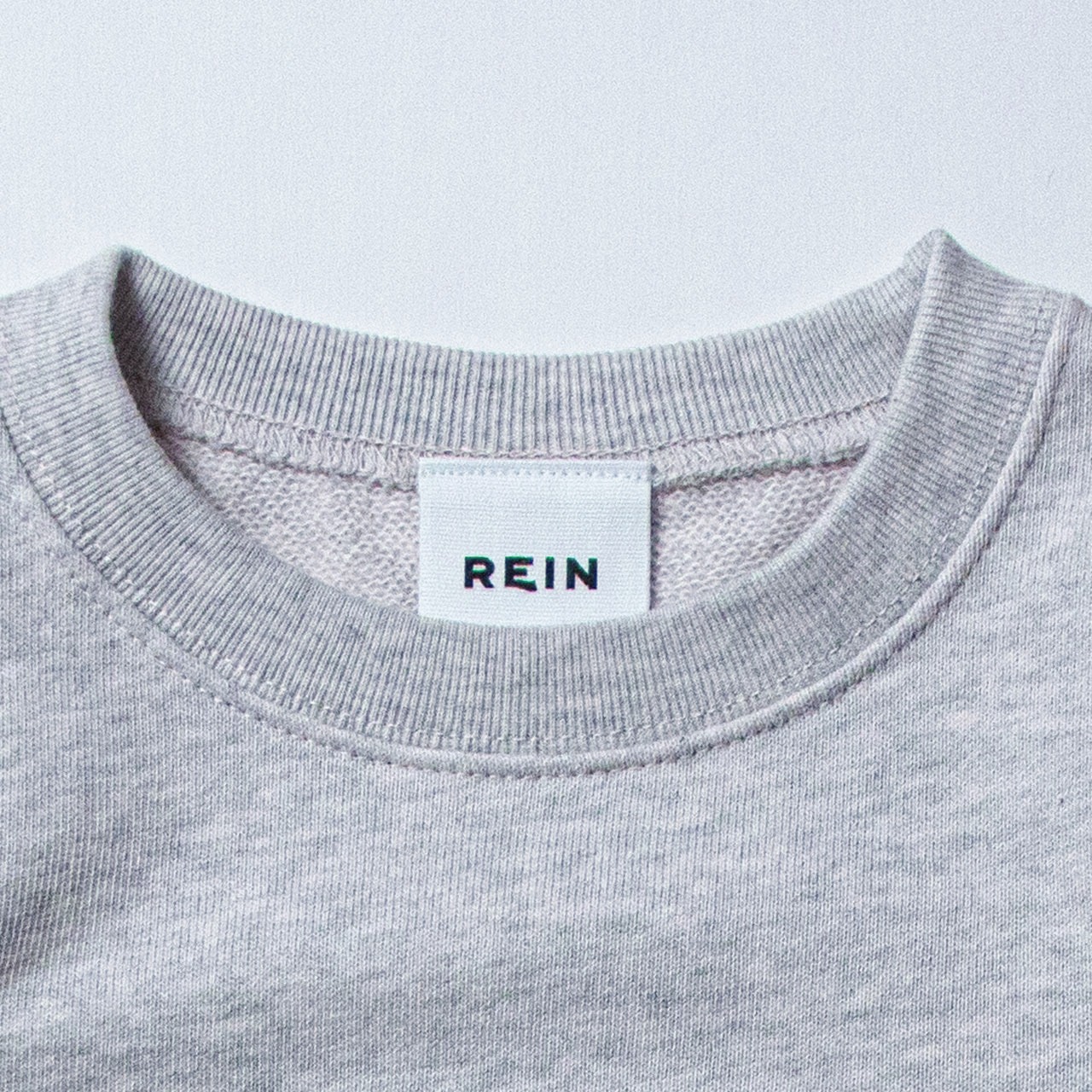 ＜REIN＞エンブロイダリー スウェットプルオーバー Sweatshirts（Navy） - 7