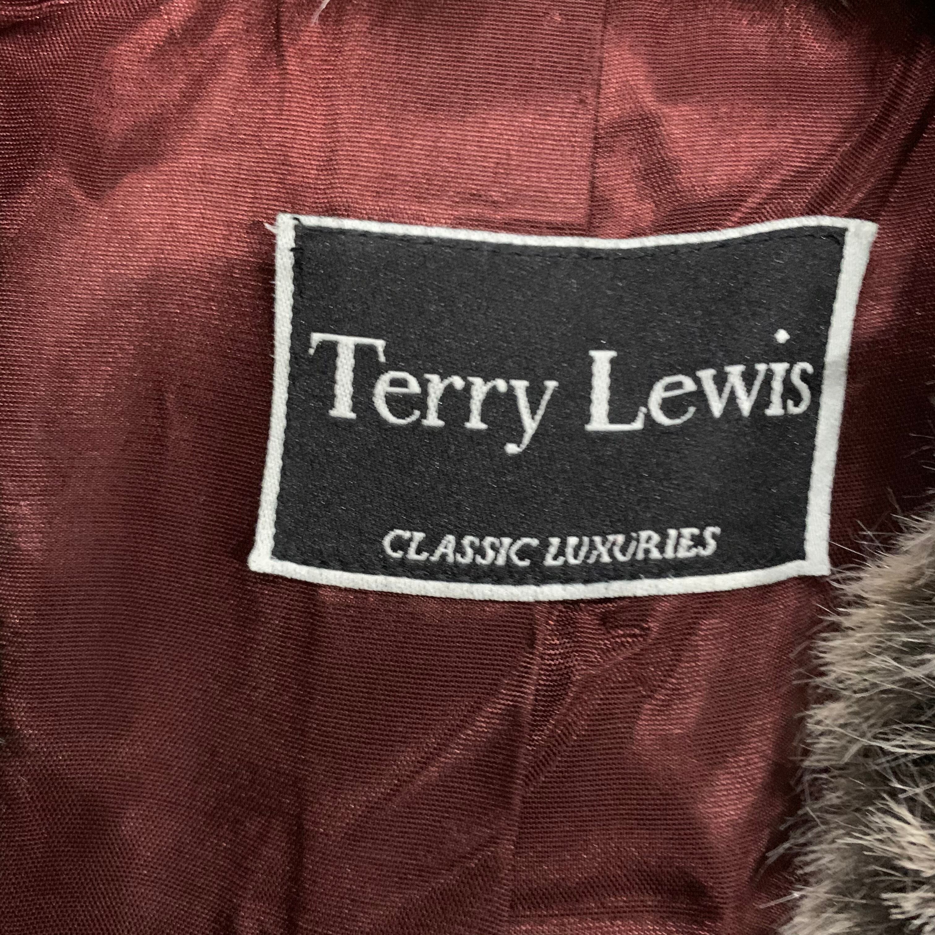 old Terry Lewis Classic Luxuries fur vest | What